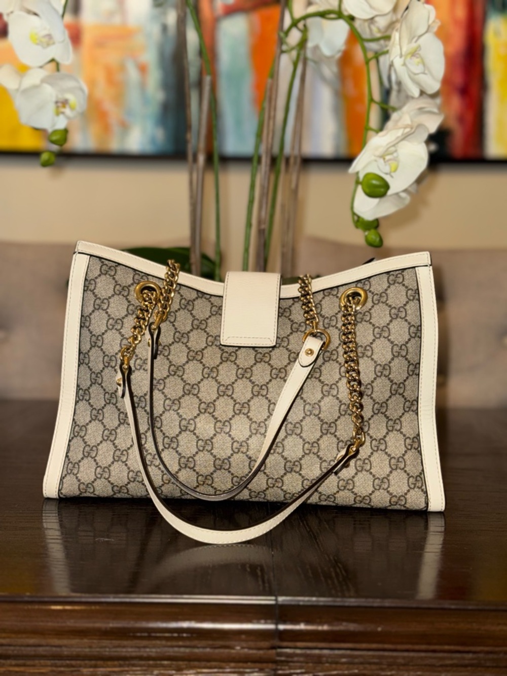 Medium Gucci GG Supreme Canvas Shoulder Bag with White Trim & Gold Hardware - Picture 2 of 11